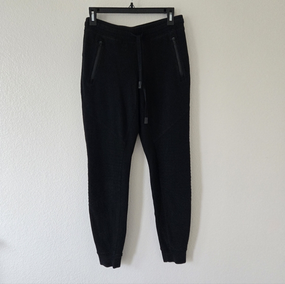 Alo Yoga Womens Urban Moto Sweatpant Joggers Small Black Slim Fit Casua Travel - Picture 7 of 15